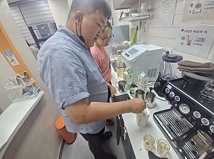 24년 6월 8일 바리스타동아리 활동사진